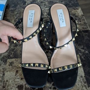 Nwot studded heels